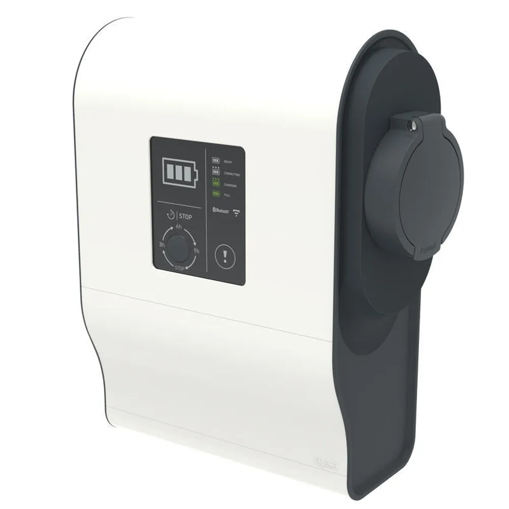 Пластиковая трехфазная зарядная станция Legrand Green’up Premium (0 590 02) — 22 кВт, T2 с заглушкой